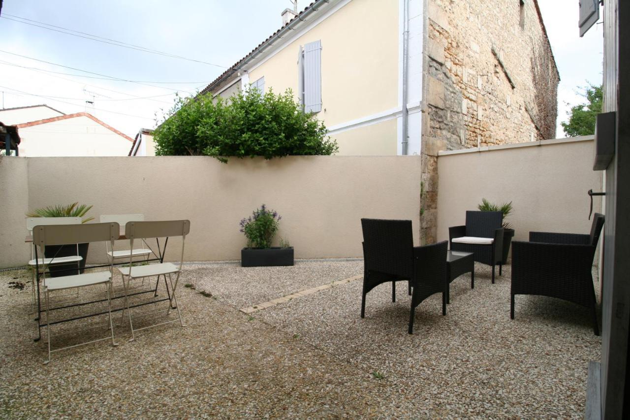 L'Appartement Terrasse Angoulême Eksteriør billede